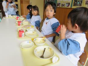 3歳児給食開始の画像5