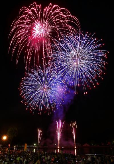 2部入選　花火の夕べ