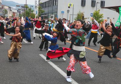 3部【準特選】よさこいを舞う　古谷　昇　