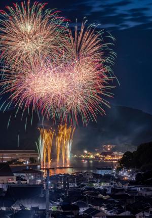 千の夜を超えて　牧山弘毅画像