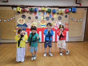 おみせやさんをした5歳児の写真