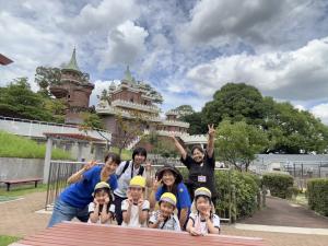 水族館の屋上での集合写真