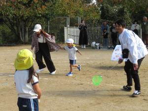4歳児親子競技の様子