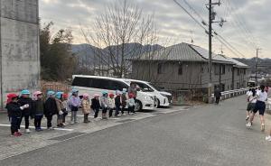 相生高校のマラソン大会を応援しているところ