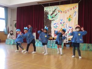 ４歳児が劇遊びをしているところ