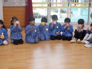 カルピスを飲んでいるところ