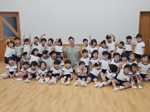 ユエン先生との集合写真